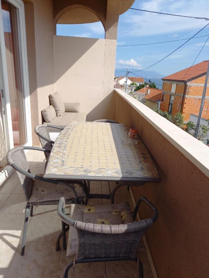 Apartmani Afrodita Цриквеница Экстерьер фото