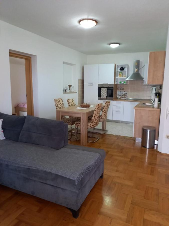 Apartmani Afrodita Цриквеница Экстерьер фото